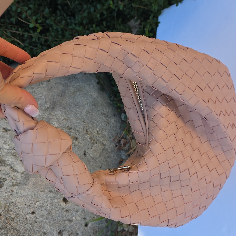 Sincerely Jules Woven Beige Shoulder Bag